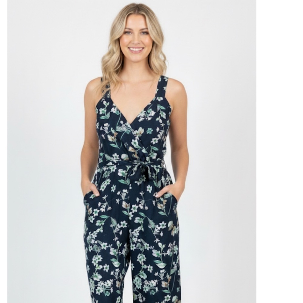 Tahari black floral pant jumpsuit; size 10